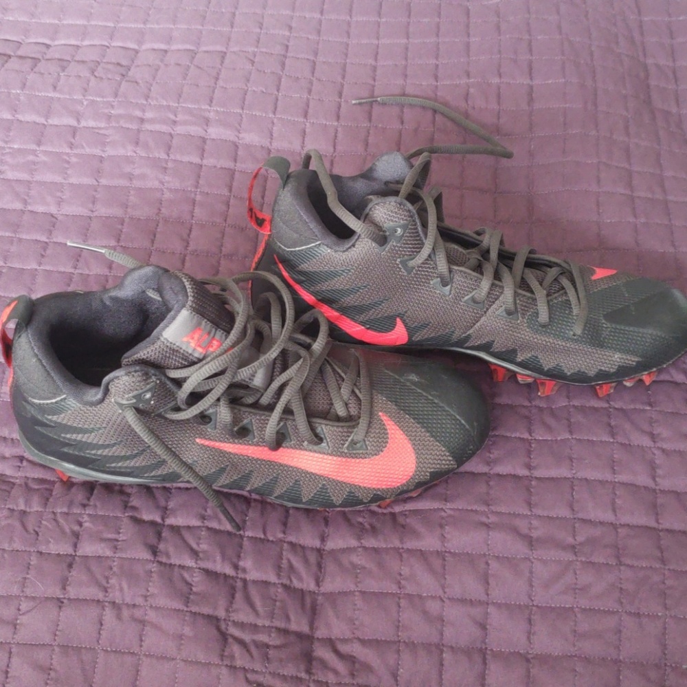 Mens nike football cleats